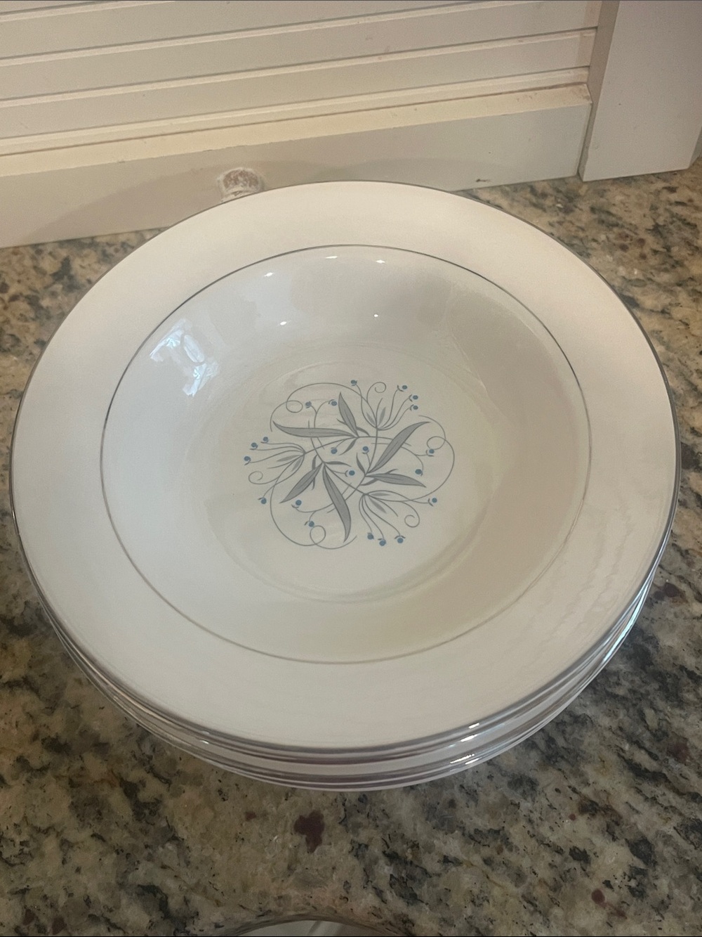 Set of 6 Homer Laughlin 8 1/4" Celeste Rimmed Soup / Salad Bowls Unused
